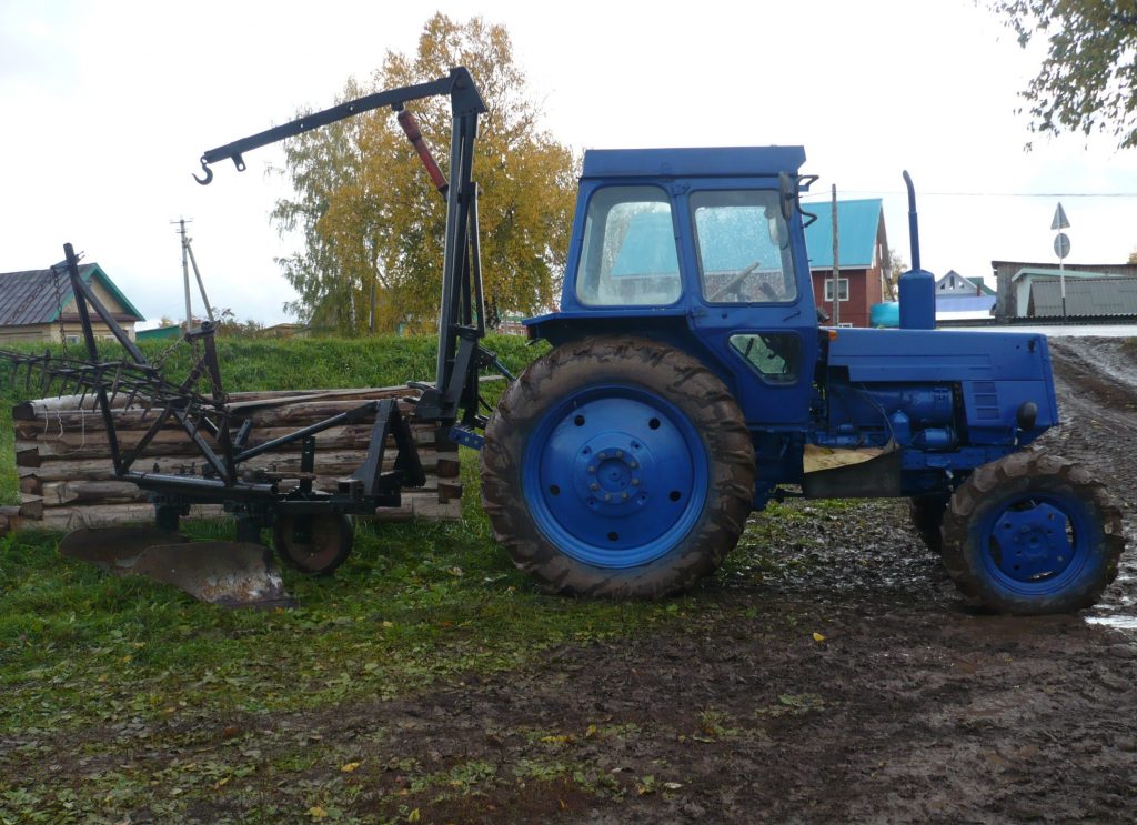 Права на трактор в Усти-Лабинске